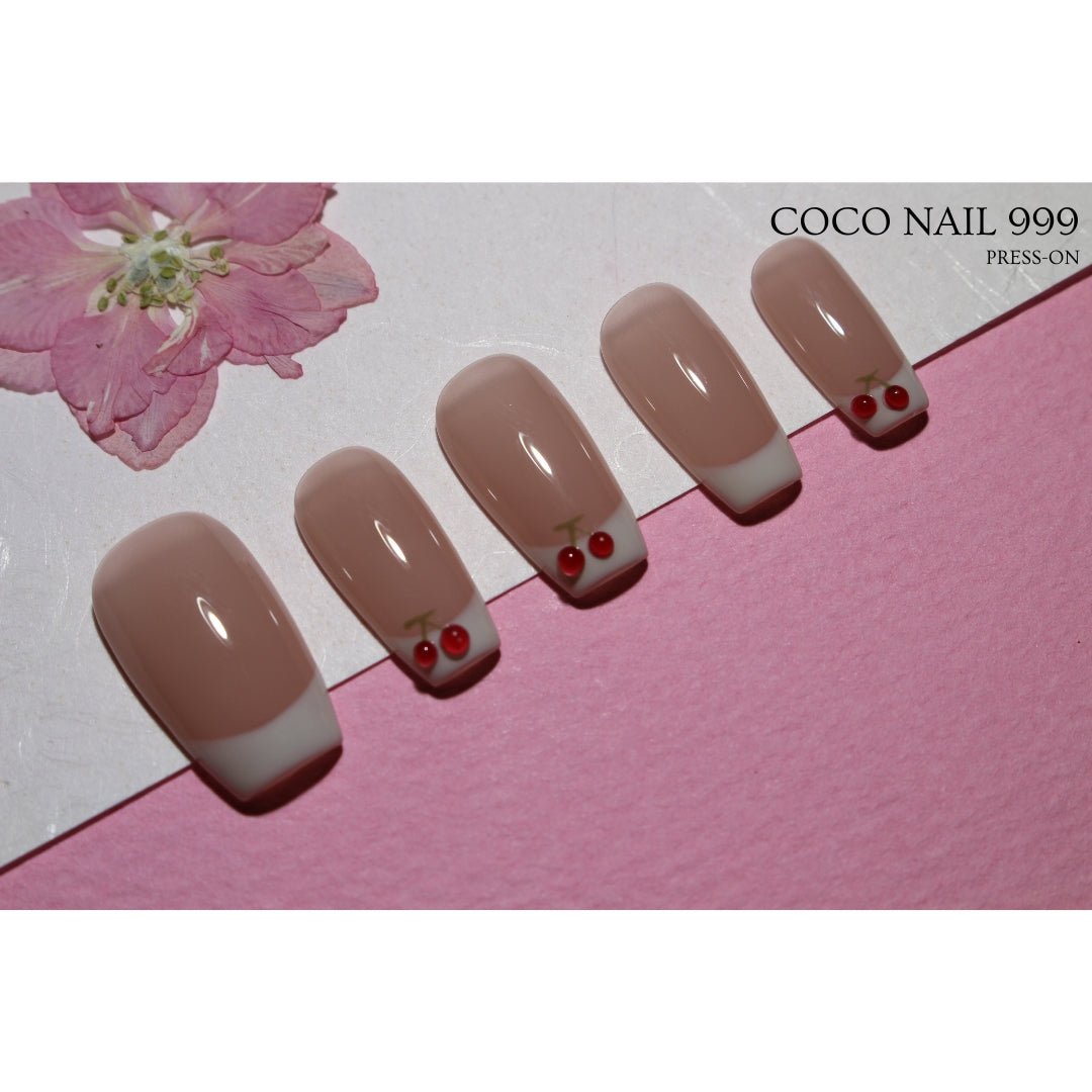 N°F17 – Cherry French | COCO NAIL 999 Press-On Nails