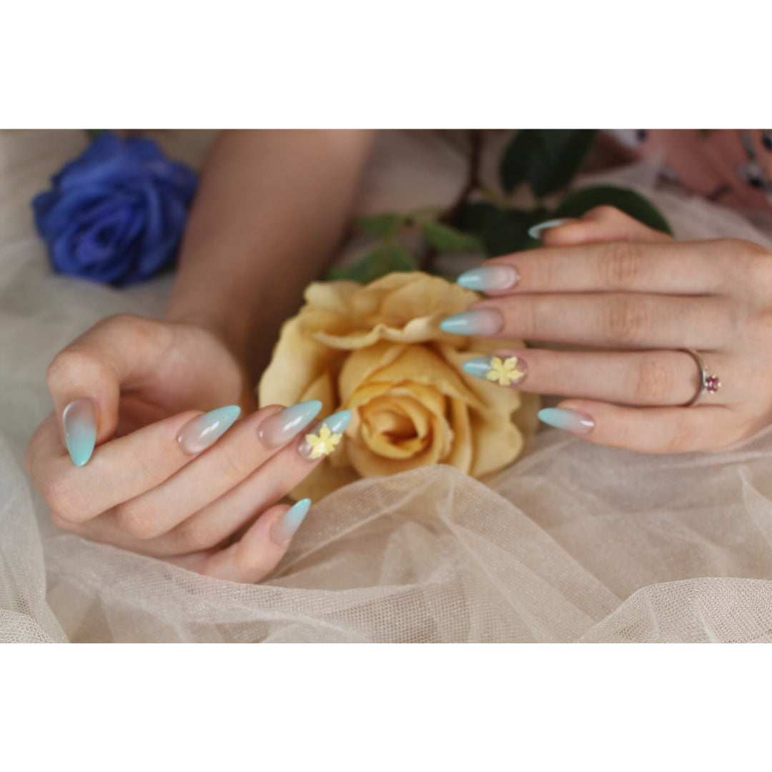 N°81-1 – Misty Bloom | Press-On Nails by COCO NAIL 999