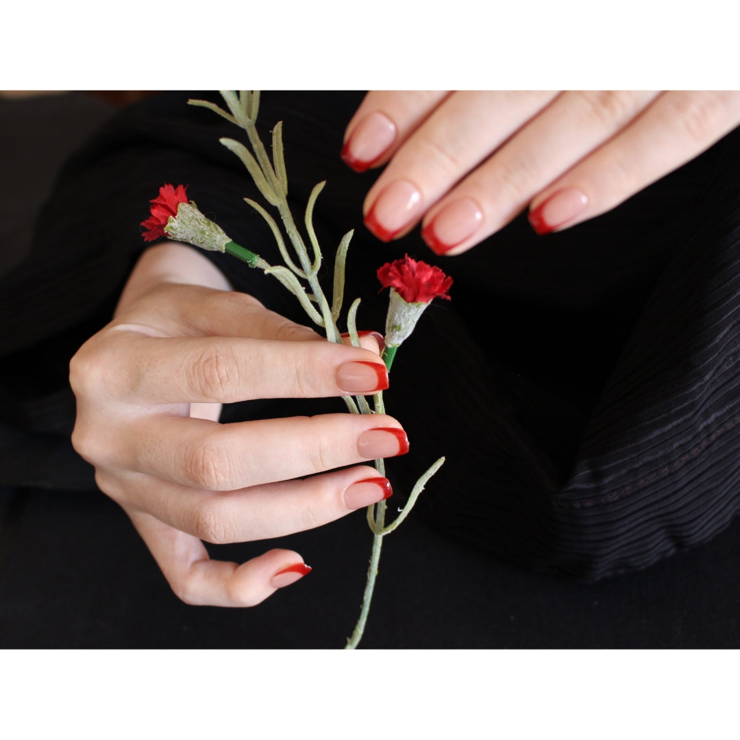 N°F7 – Red French Charm | COCO NAIL 999 Press-On Nails