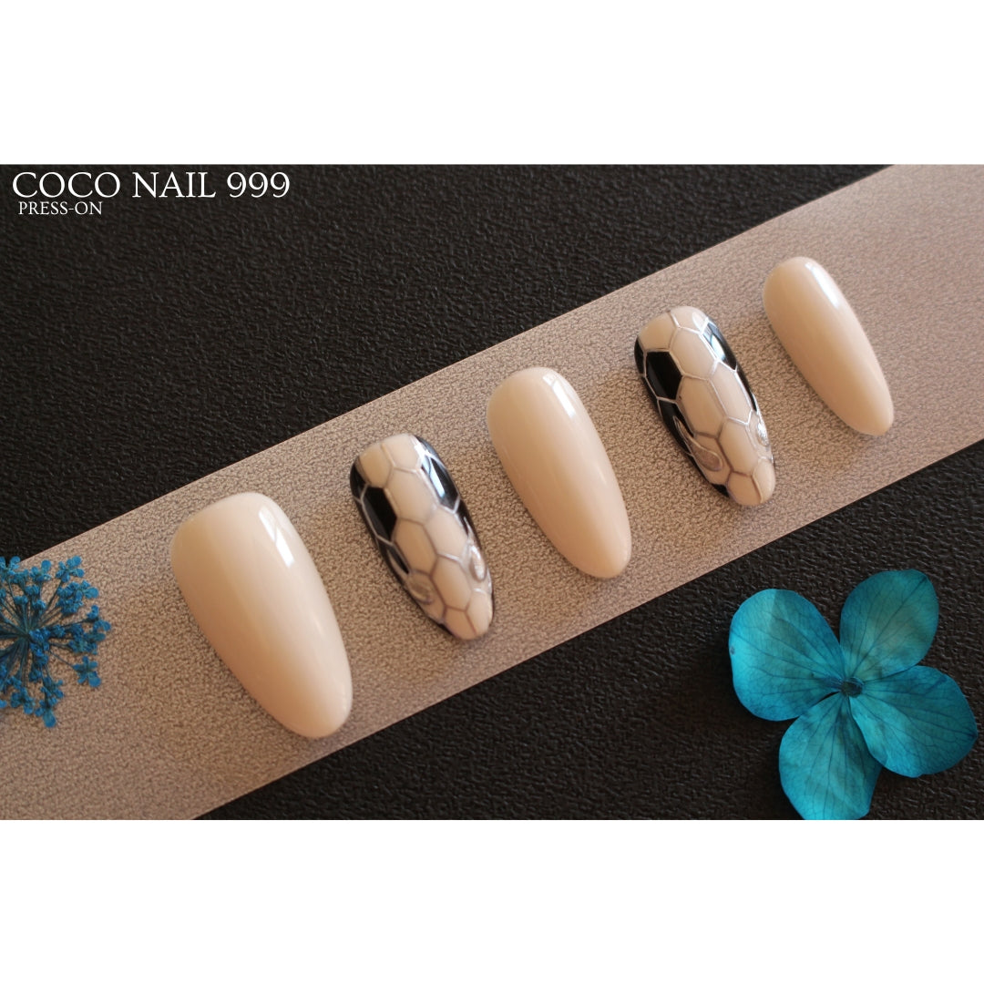 N°15 – Goal Glam | Press-On Nails by COCO NAIL 999