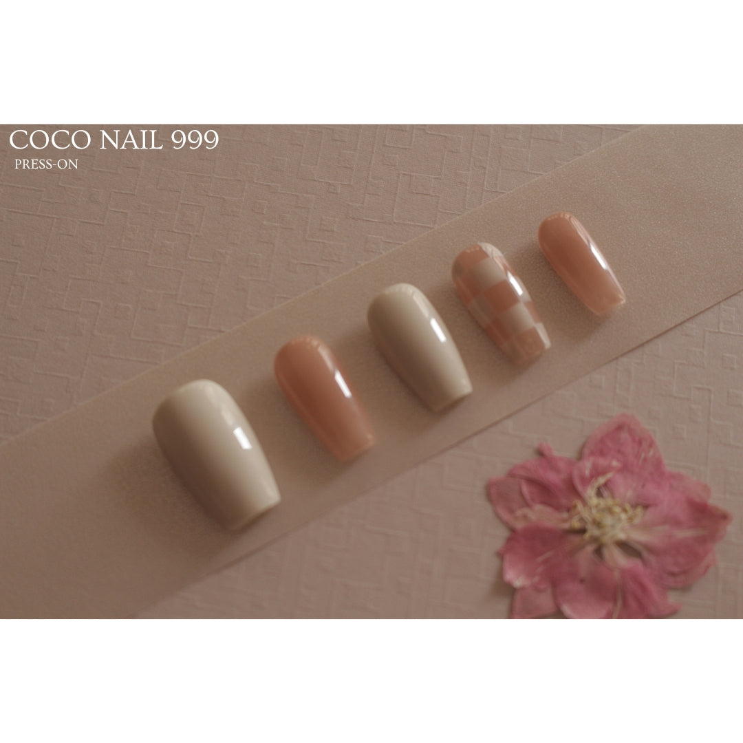 N°86 – Soft Check | COCO NAIL 999 Press-On Nails