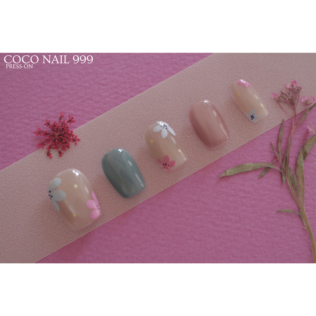 N°88 – Floral Mix | COCO NAIL 999 Press-On Nails