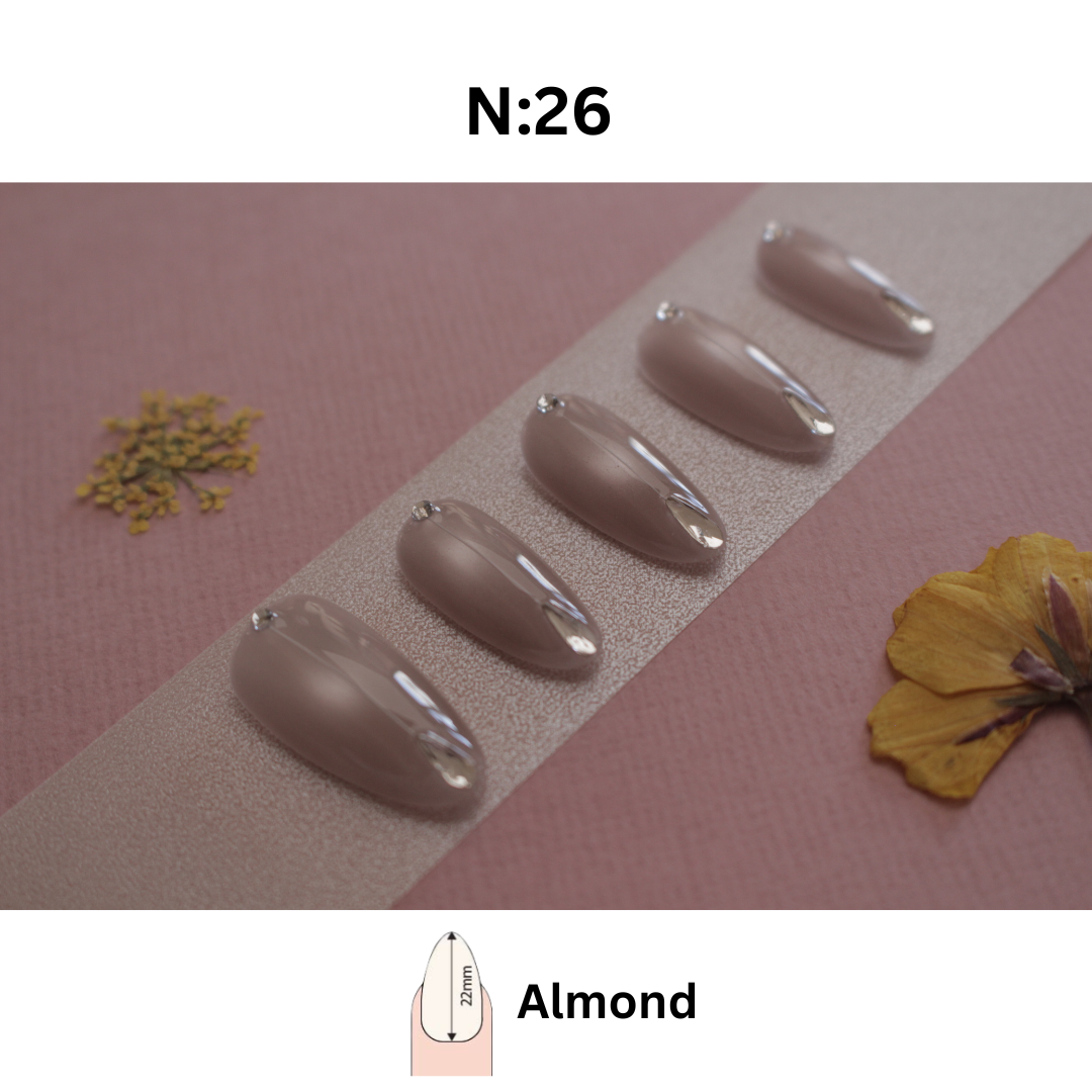 N°26 – Glossy Taupe Elegance | COCO NAIL 999 Press-On Nails