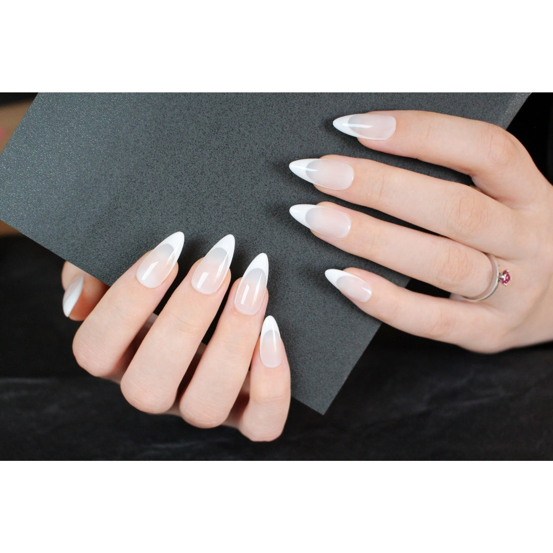 ✨N: F23 Classic Glossy White Stiletto Press-On Nails.
