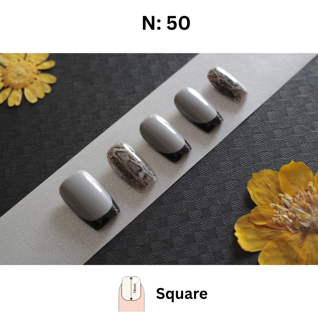 🖤 N°50 – Urban Gray Square Short Press-On Nails