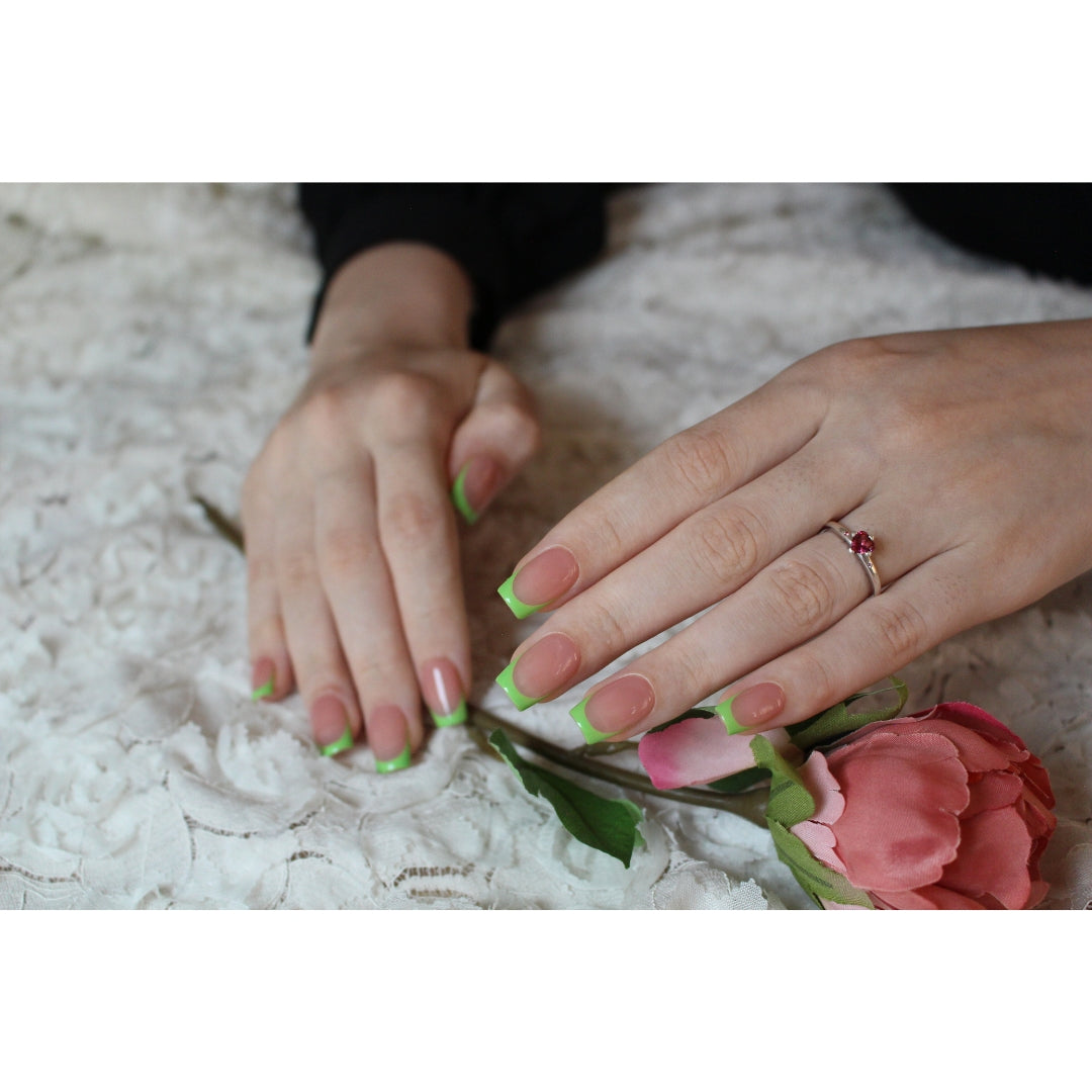 N°F22 – Mint Chic | COCO NAIL 999 Press-On Nails