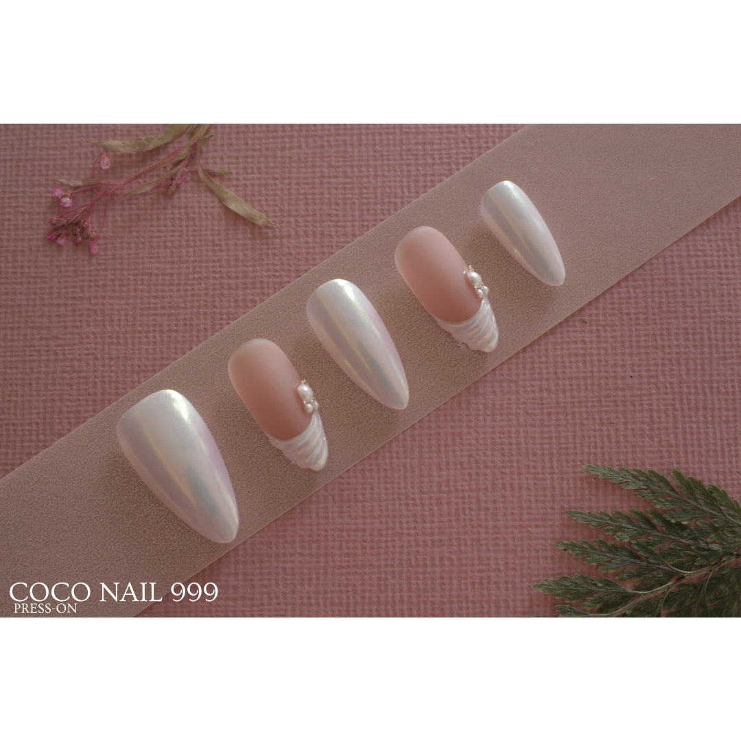N°102 – Pearl Elegance | Almond