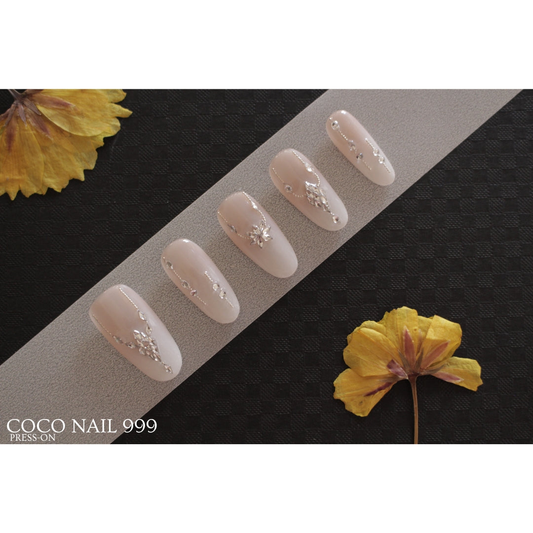 Elegant Nude & Silver Rhinestone Press-On Nails – Oval Long (N:98)