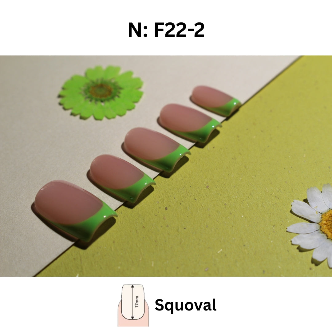 N°F22 – Mint Chic | COCO NAIL 999 Press-On Nails