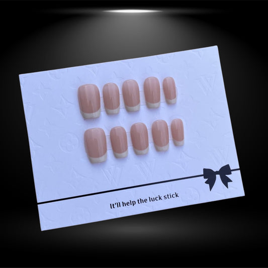 Square Medium 17mm Nails with Classic French Tips #151