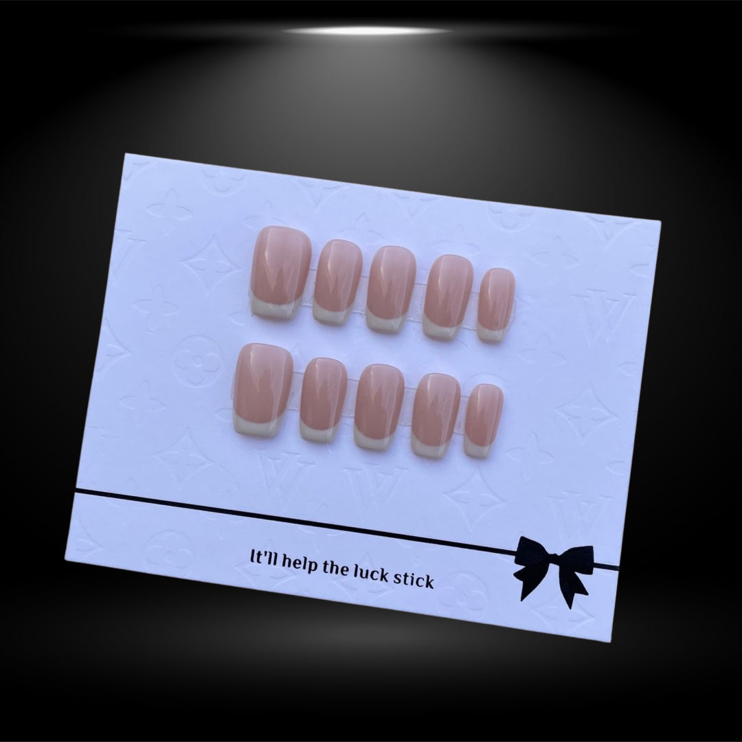 Square Medium 17mm Nails with Classic French Tips #151